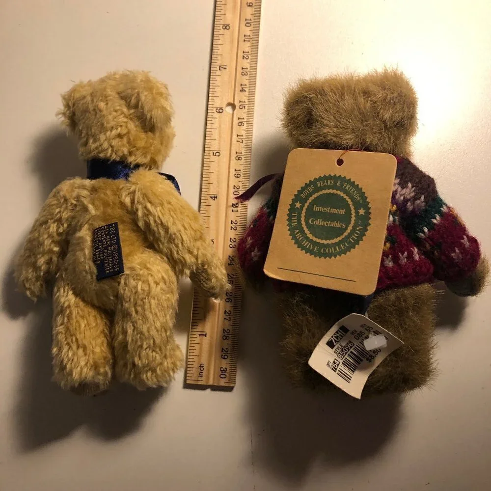 Bundle 4 Boyds Bears One with Sweater #4657